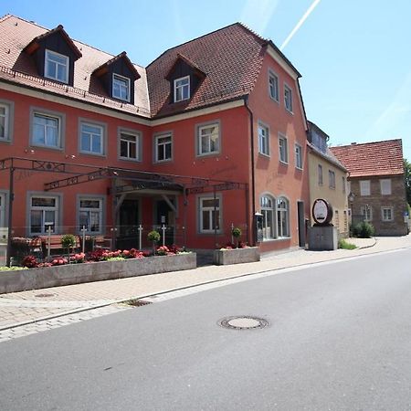 Aparthotel Alte Schmiede Dettelbach Buitenkant foto