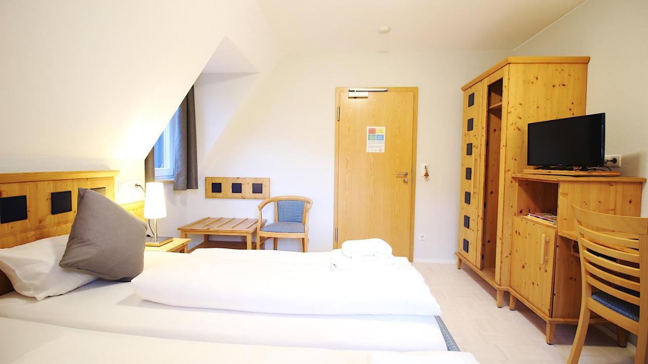 Aparthotel Alte Schmiede Dettelbach Buitenkant foto