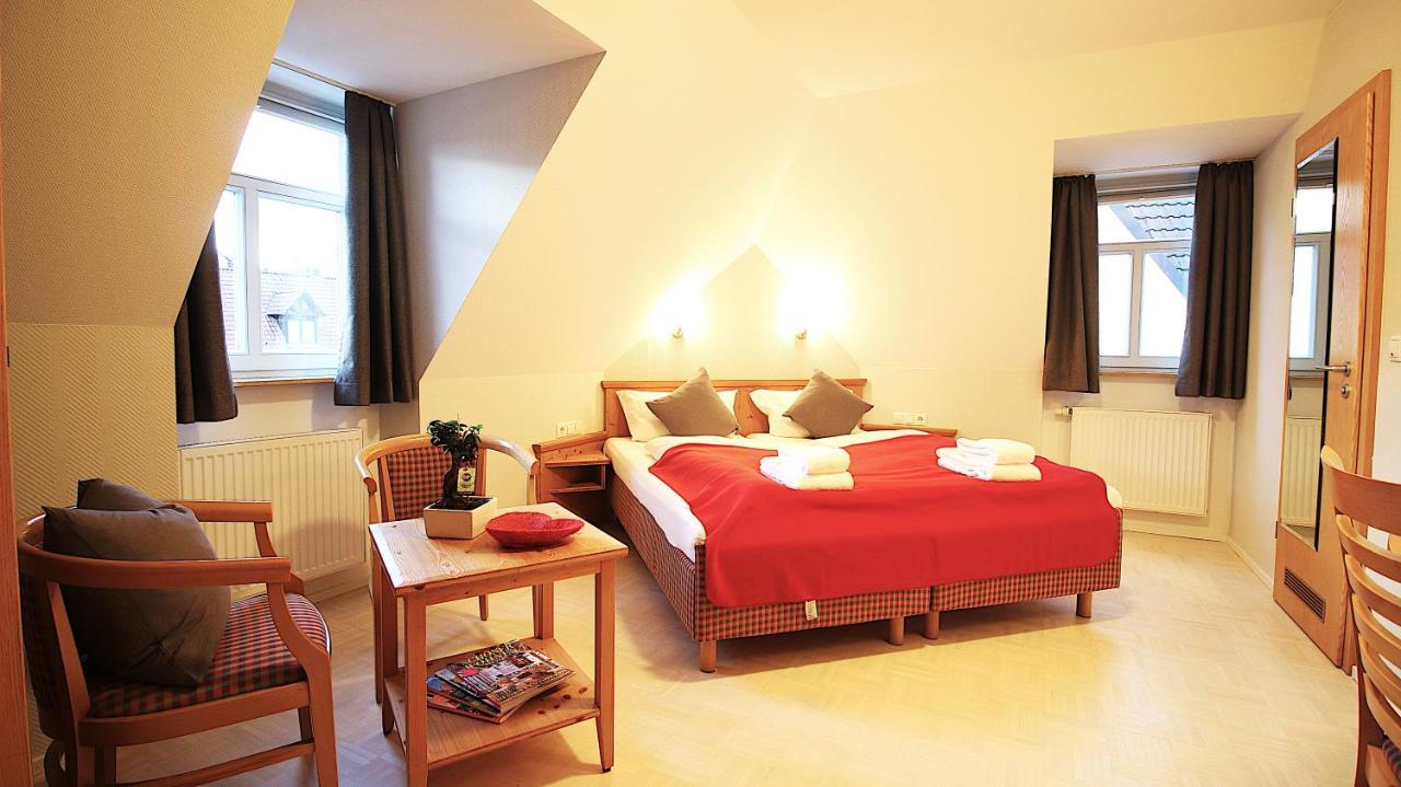 Aparthotel Alte Schmiede Dettelbach Buitenkant foto